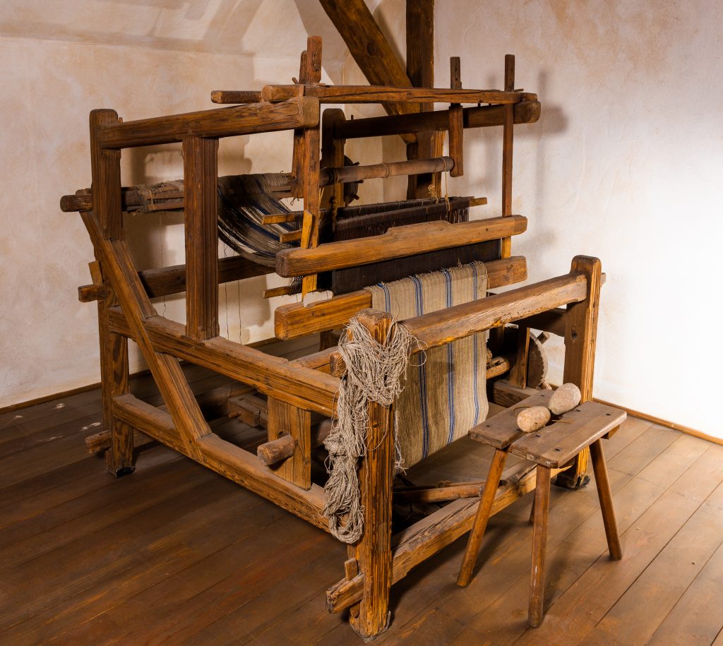 Sorbischer Webstuhl aus der Sammlung des Stadtmuseums, o.J., Holz; 160 x 133 x 162 cm